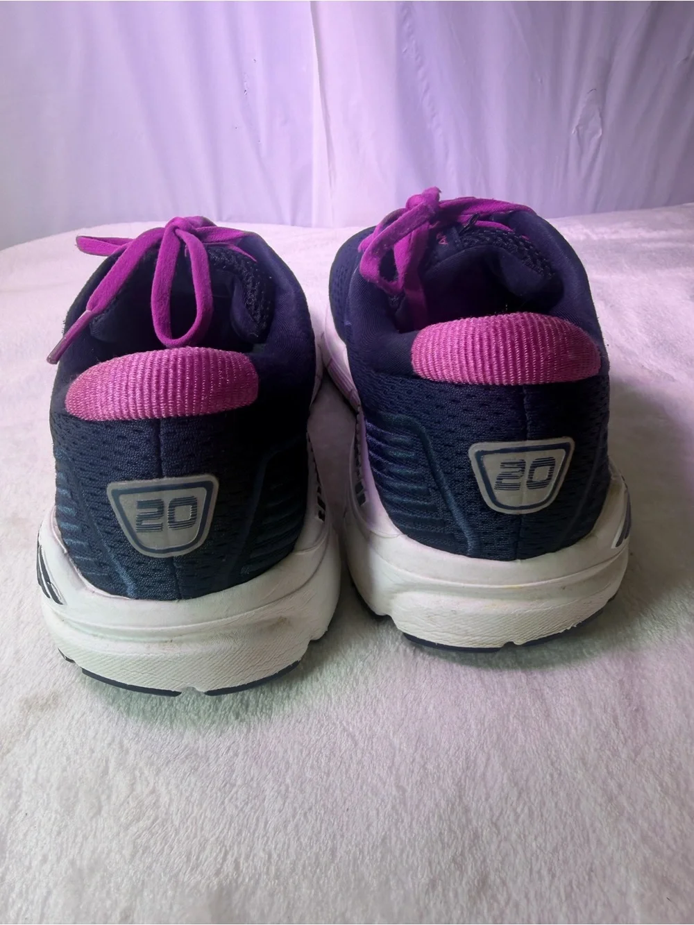 Brooks Ariel Women's Running Shoe - Navy with Pink Accents